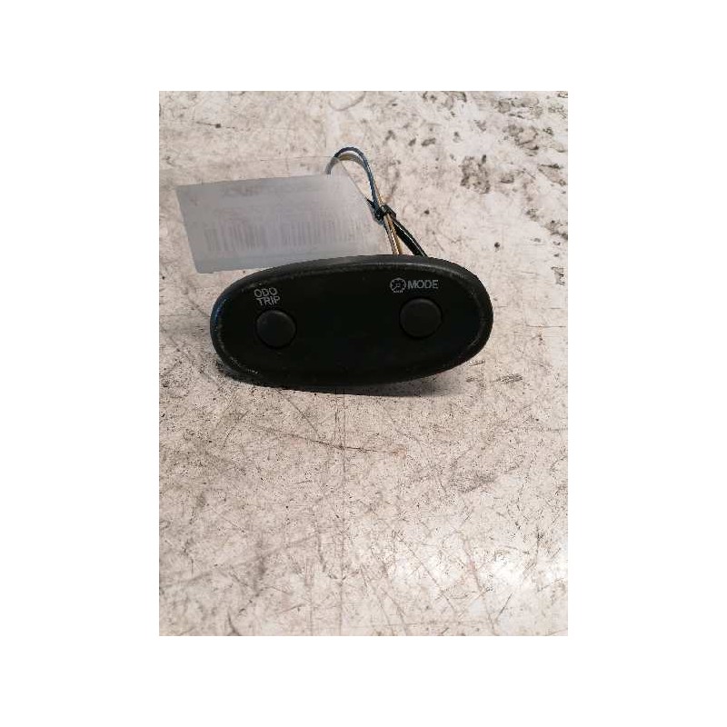 Recambio de mando velocidad de crucero para toyota yaris (ncp1/nlp1/scp1) 1.4 turbodiesel cat referencia OEM IAM 6510037 3 PINS