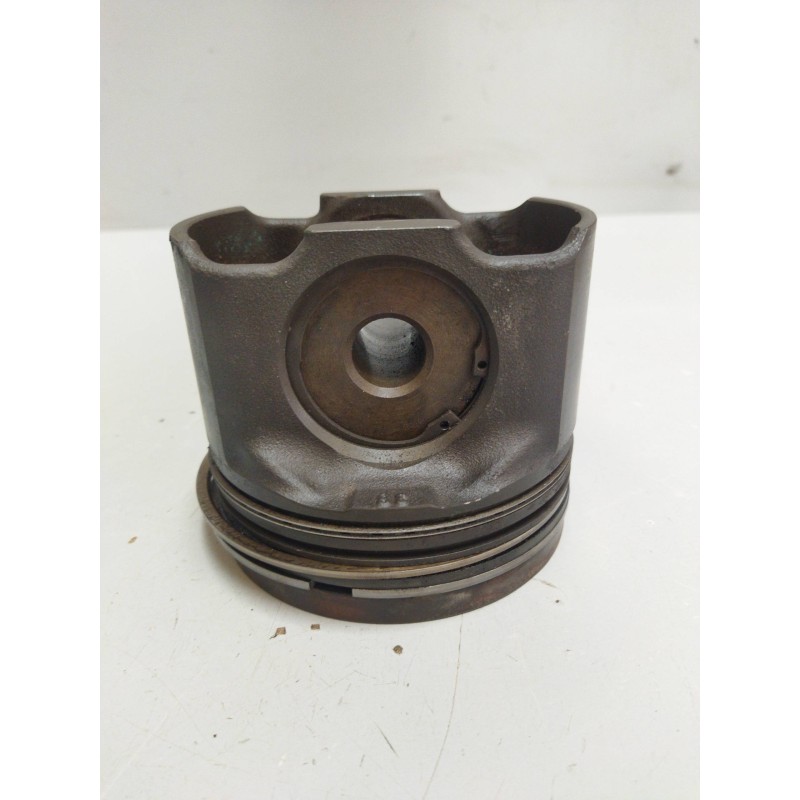 Recambio de piston para volvo fh 500 fg 4x2 low corto referencia OEM IAM 22106875 4