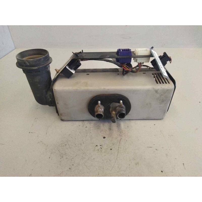 Recambio de motor calefaccion cabina para renault hr 420.18/26 premium 01  11.1 diesel referencia OEM IAM AIRTOP2000D WEBASTO - Blanco 2