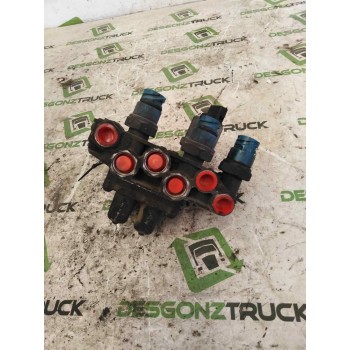Recambio de valvula aire para renault midlum 6.2 diesel referencia OEM IAM 5010260496 9347141300 VALVULA CUADRUPLE