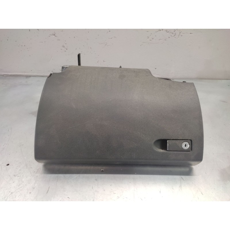 Recambio de guantera para mercedes-benz clase c (w204) c 200 cdi (204.007, 204.006) referencia OEM IAM a2046802691  