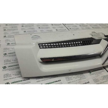 Recambio de rejilla delantera central para citroën berlingo station wagon sx multispace referencia OEM IAM 9644758177  