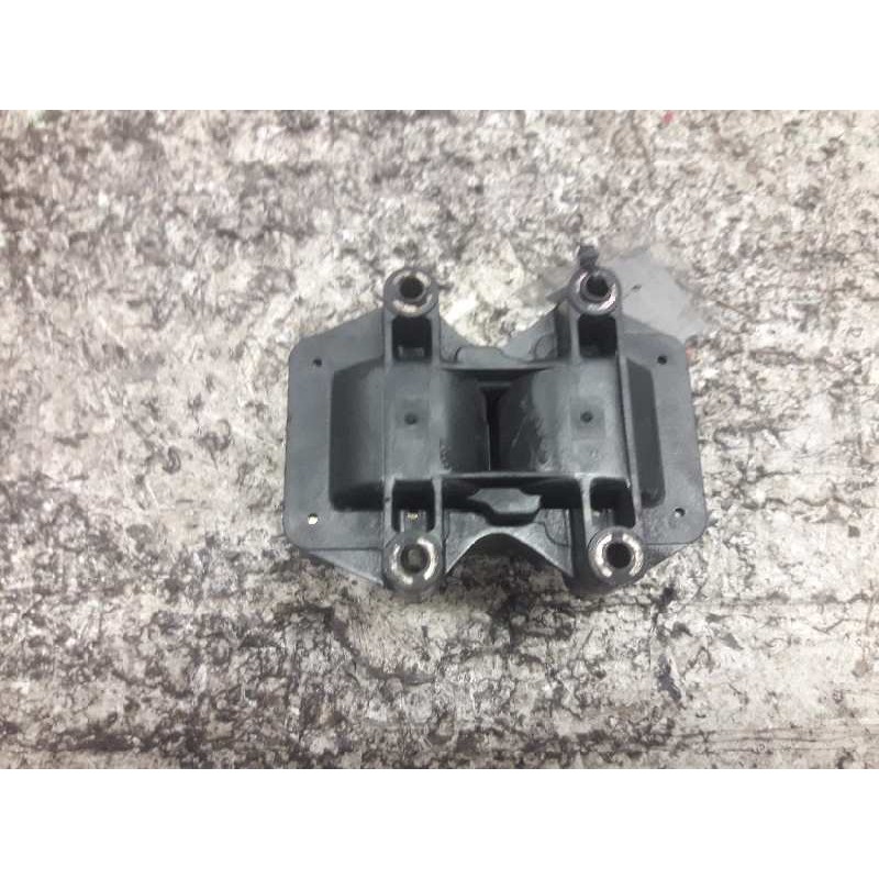 Recambio de bobina encendido para ford fiesta berlina básico referencia OEM IAM 2526040A 2