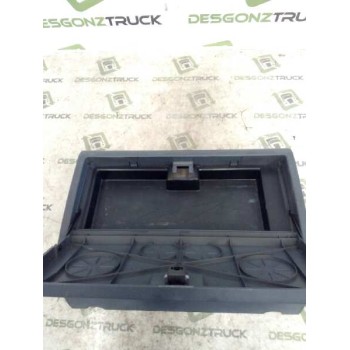Recambio de guantera para renault trucks midliner m 180.10/c (175cv) referencia OEM IAM 5010210902C 5010226280 23045