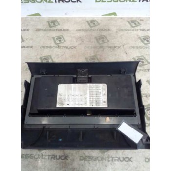 Recambio de guantera para renault trucks midliner m 180.10/c (175cv) referencia OEM IAM 5010210902C 5010226280 23045