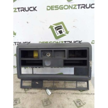 Recambio de guarnecido radio para renault trucks midliner m 180.10/c (175cv) referencia OEM IAM 23040 5000 423040G