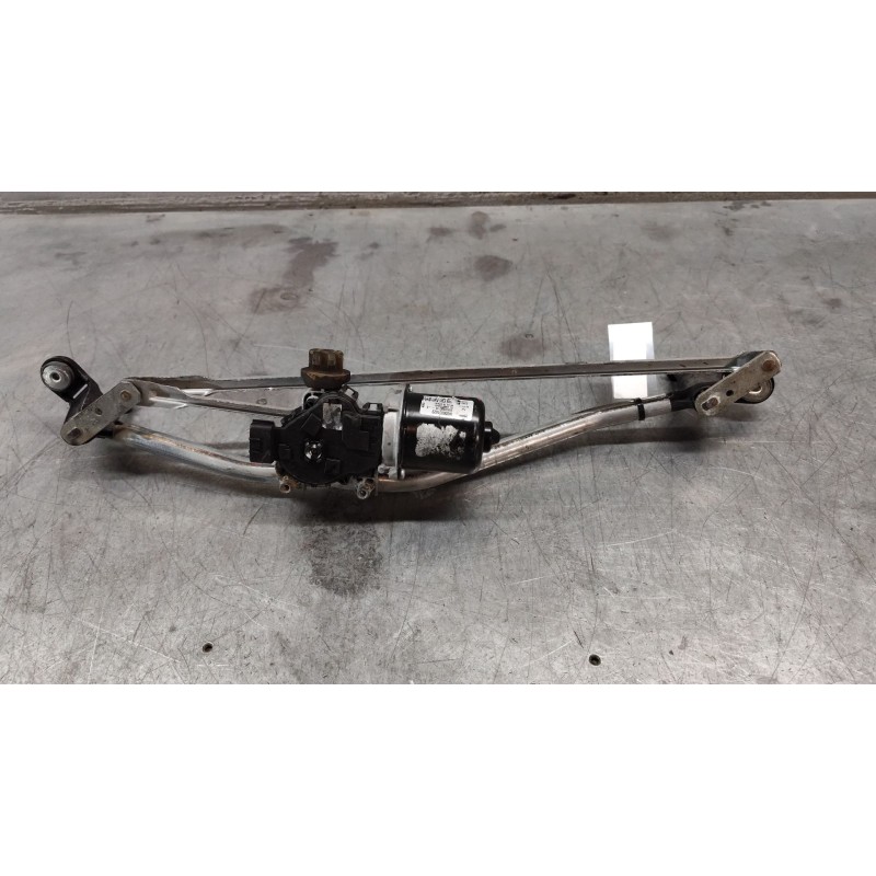 Recambio de motor limpia delantero para dacia sandero ii (b8_) 1.2 referencia OEM IAM 288009321RE - Blanco 2