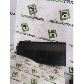 MOLDURA TRASERA CABINA 81615100825 IZQUIERDA 81615100913