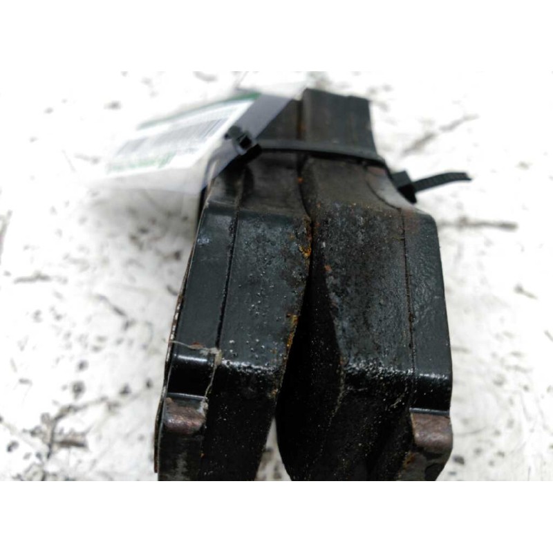 Recambio de pastillas de freno delanteras para mercedes-benz vito (w638) combi 110 d euro 2 (638.174) referencia OEM IAM - Blanco 2
