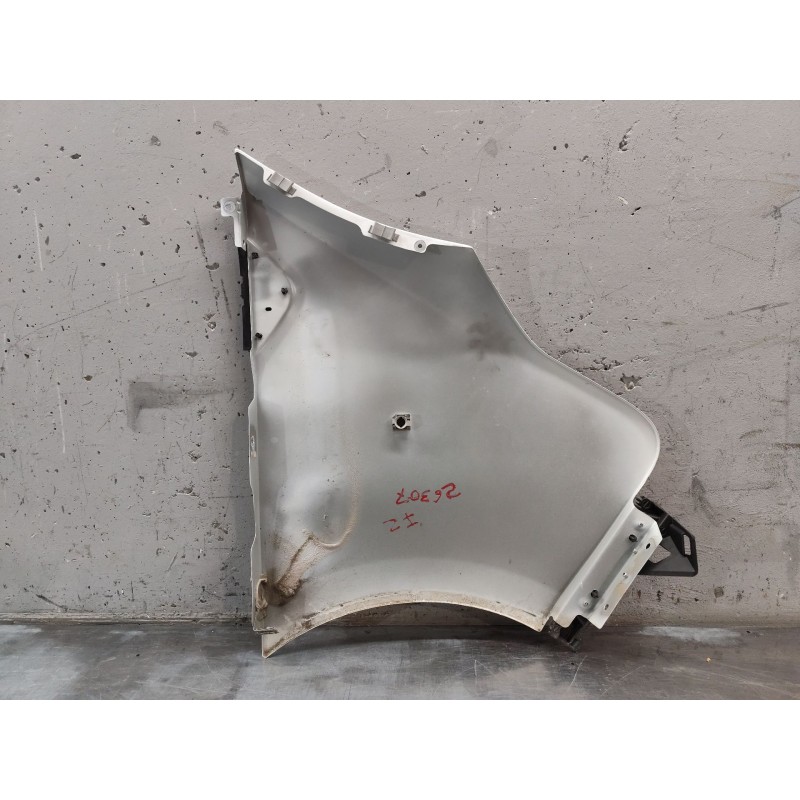 Recambio de aleta delantera izquierda para renault trafic iii furgoneta (fg_) 2.0 dci 120 (fgmn) referencia OEM IAM - Blanco 2