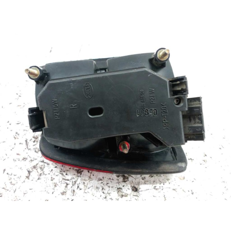 Recambio de piloto trasero derecho para seat toledo (1l) base referencia OEM IAM - Verde 2