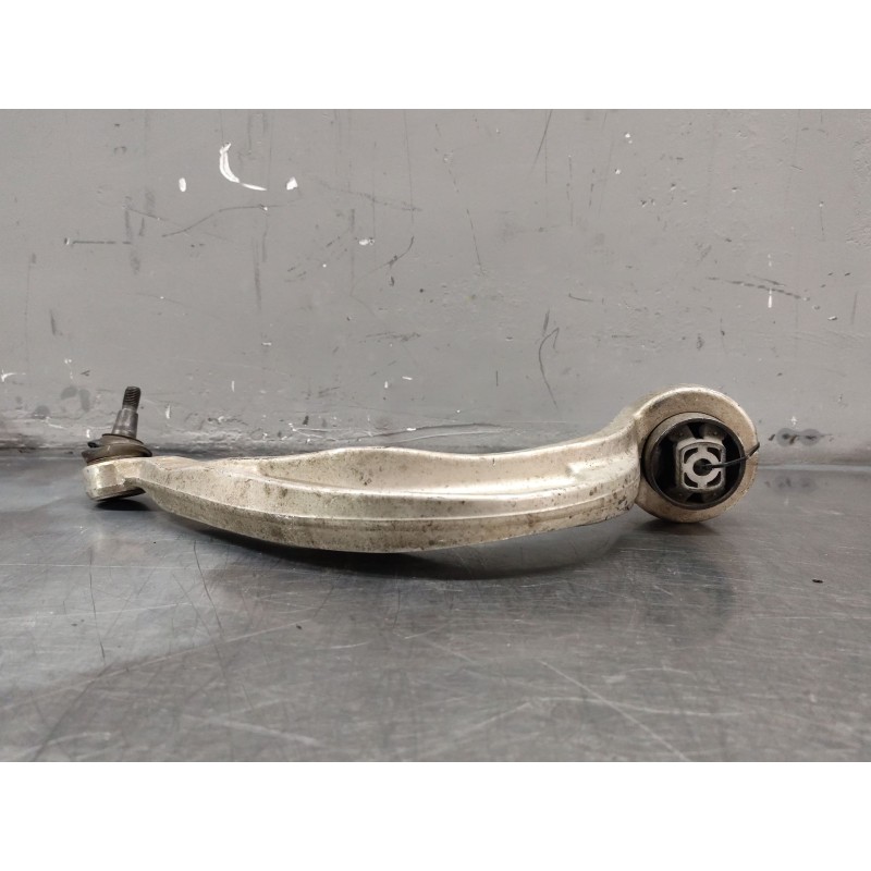 Recambio de brazo suspension inferior delantero izquierdo para audi a4 ber. (b8) básico referencia OEM IAM 8K0407693N  