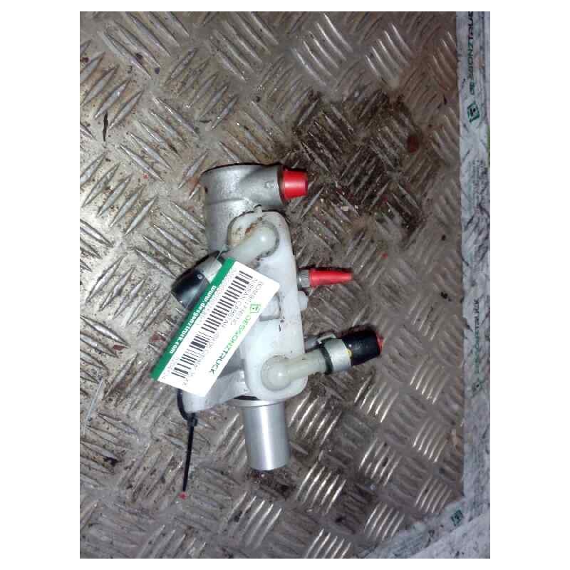 Recambio de bombin freno para nissan cabstar 09.06 cabstar 35.xx cabina simple cabina individual referencia OEM IAM 0204Y24268  