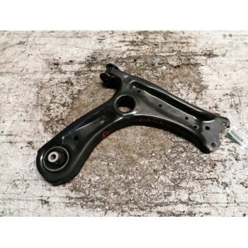BRAZO SUSPENSION INFERIOR DELANTERO DERECHO 6R0407152 