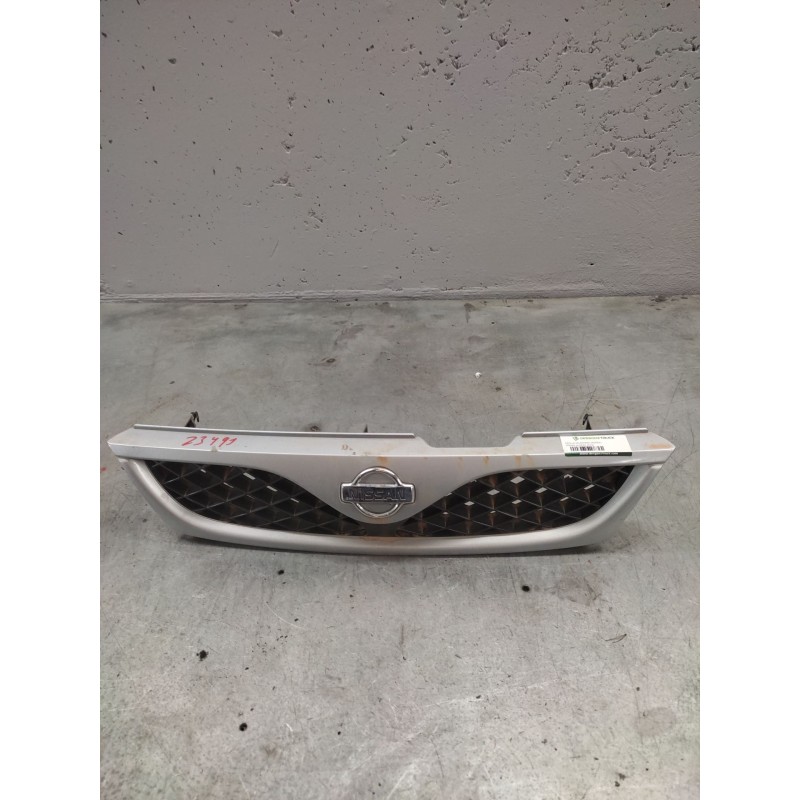 Recambio de rejilla delantera central para nissan almera (n15) 2.0 diesel referencia OEM IAM   