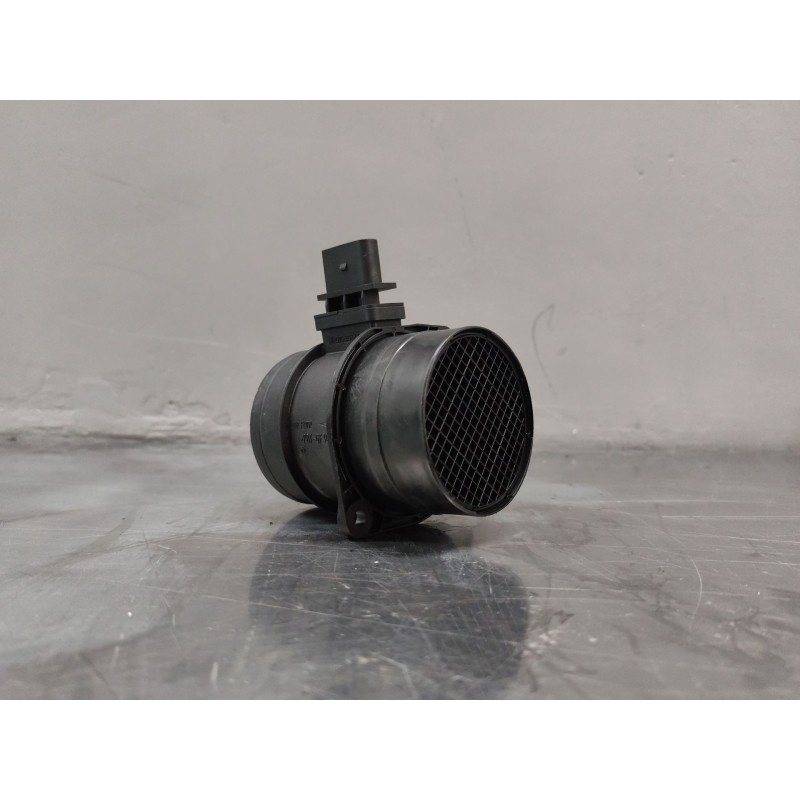 Recambio de caudalimetro para audi a4 ber. (b8) básico referencia OEM IAM 0281002735  
