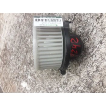 Recambio de ventilador calefaccion para kia carnival ii 2.9 cdri ex referencia OEM IAM 3A14 2 PINS 