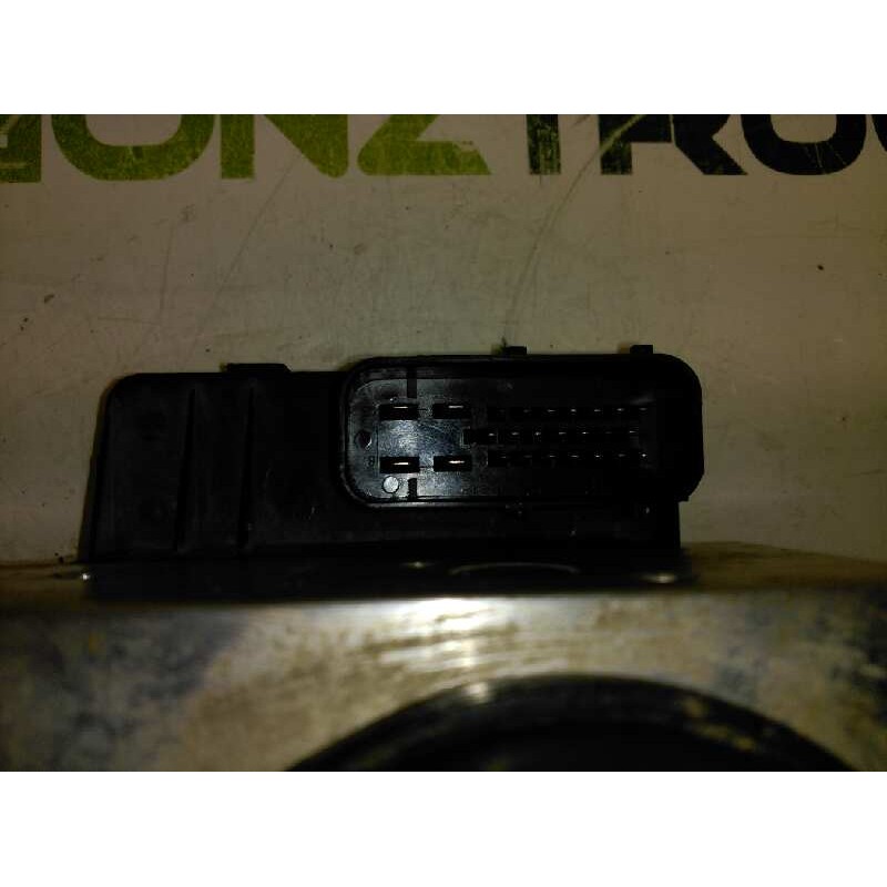 Recambio de abs para kia carnival td ls referencia OEM IAM OK56T437AE 4