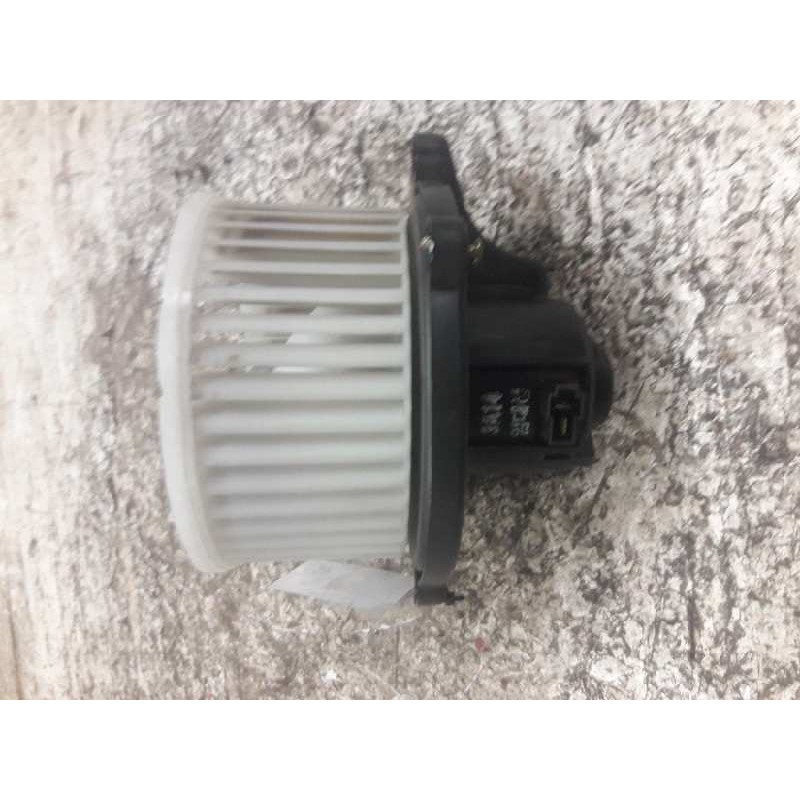 Recambio de ventilador calefaccion para kia carnival ii 2.9 cdri ex referencia OEM IAM 3A14 2 PINS - Azul 3