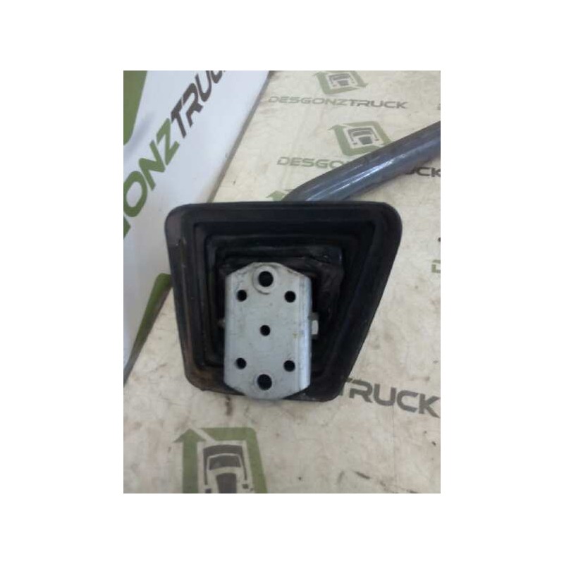 Recambio de brazo retrovisor izquierdo para iveco eurocargo chasis  (typ 130 e 18) larga distancia referencia OEM IAM - Blanco 2