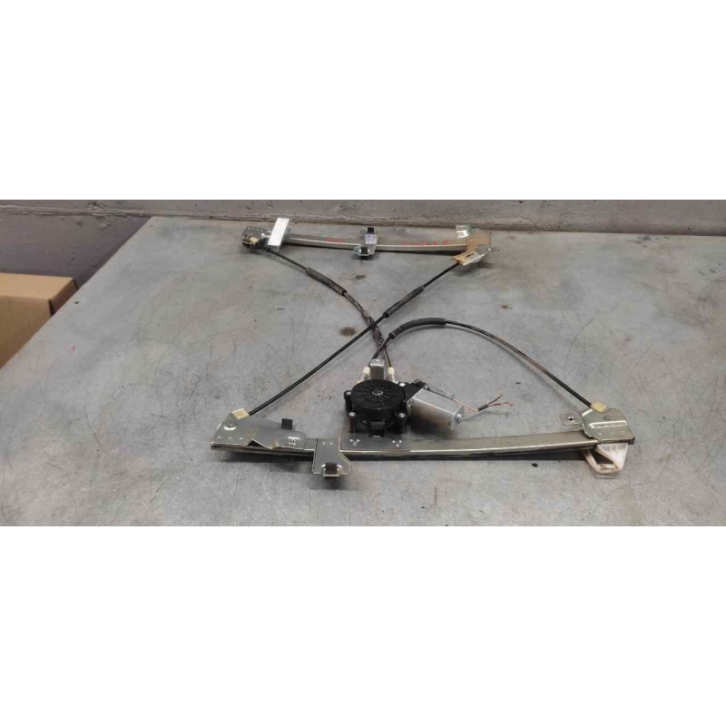 Recambio de elevalunas delantero derecho para peugeot partner (s2) combi pro referencia OEM IAM 193310161 - Blanco 2