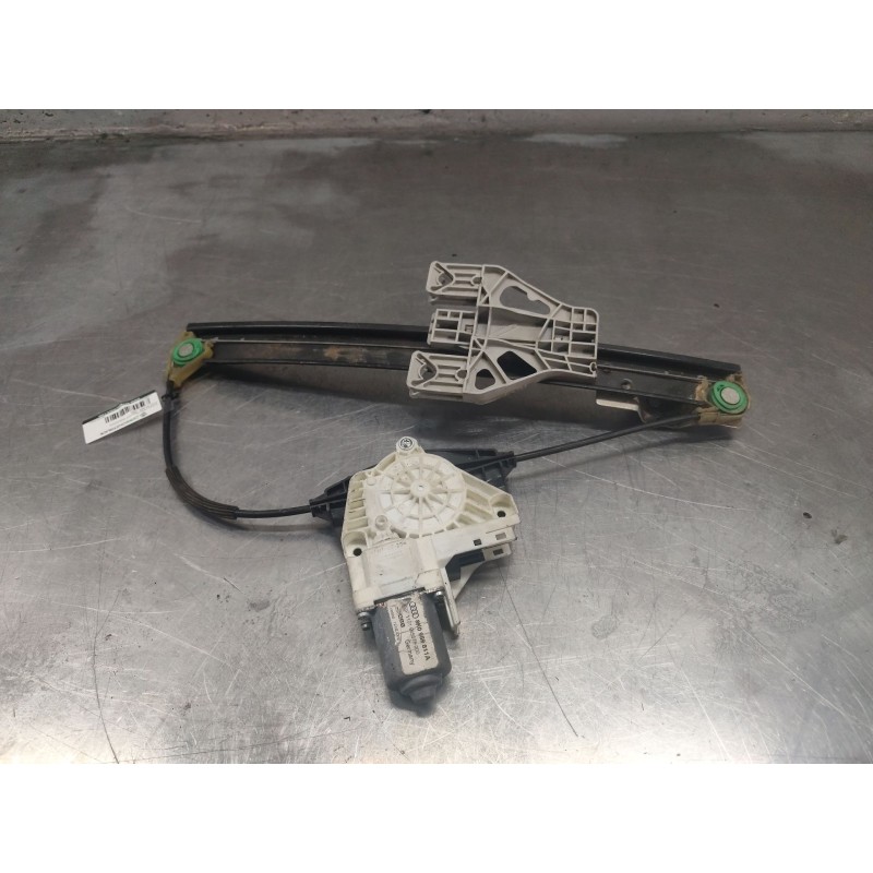 Recambio de elevalunas trasero izquierdo para audi a4 ber. (b8) básico referencia OEM IAM 8K0839461  