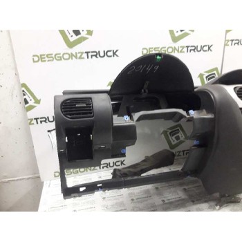 Recambio de salpicadero para opel combo (corsa c) familiar referencia OEM IAM 13156163  