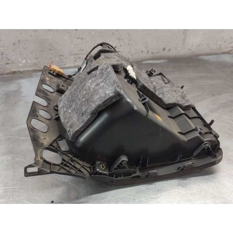 Recambio de guantera para audi a4 ber. (b8) básico referencia OEM IAM 8K1857104B6PS - Blanco 2