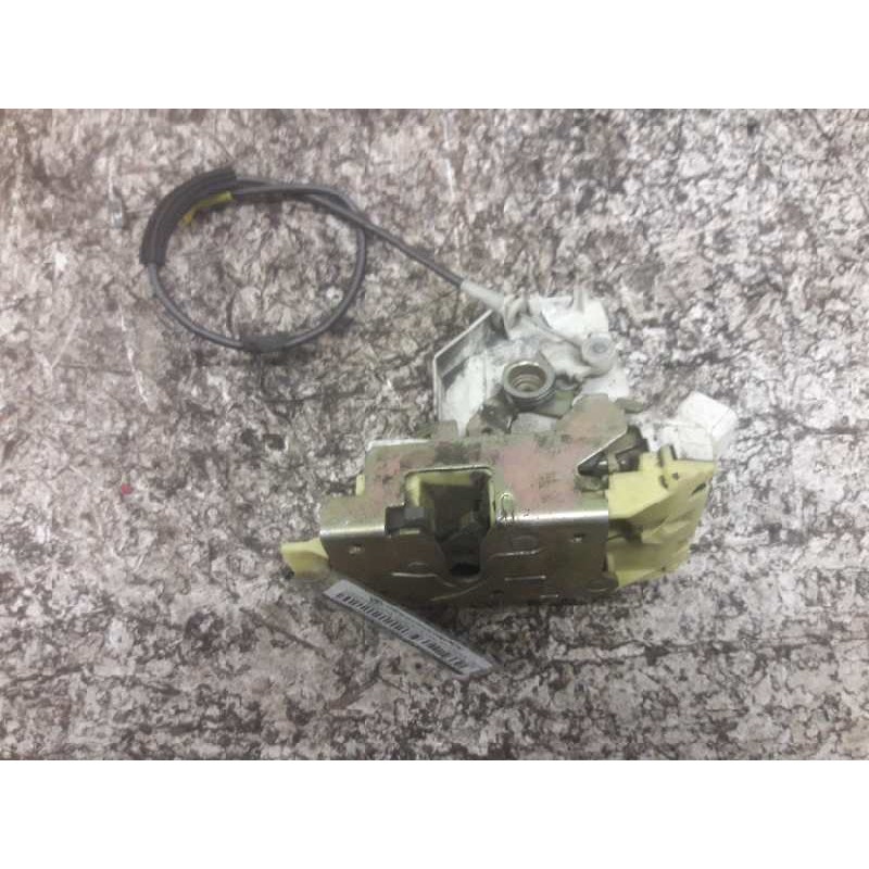 Recambio de cerradura puerta delantera derecha para ford focus berlina (cak) ambiente referencia OEM IAM XS41A21813CE 5 PINS 2