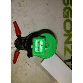 Recambio de bomba limpia para peugeot 806 universal studios port aventura referencia OEM IAM 90095  