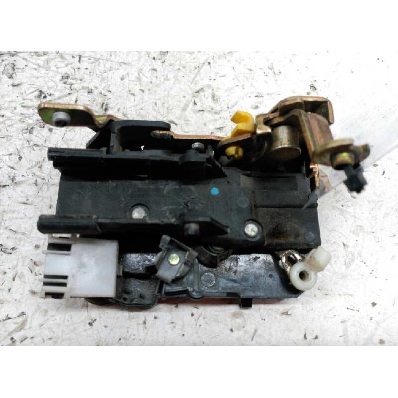Recambio de cerradura puerta delantera izquierda para renault laguna (b56) 2.0 d rn (b56f/g) referencia OEM IAM   