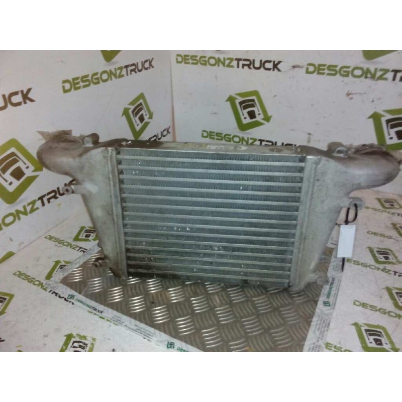 Recambio de intercooler para nissan trade 100 3.0 turbodiesel referencia OEM IAM 10728 130030051F 29.5CM ALTO 35CM LARGO