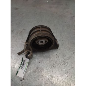 SOPORTE MOTOR IZQUIERDO 1335123080 