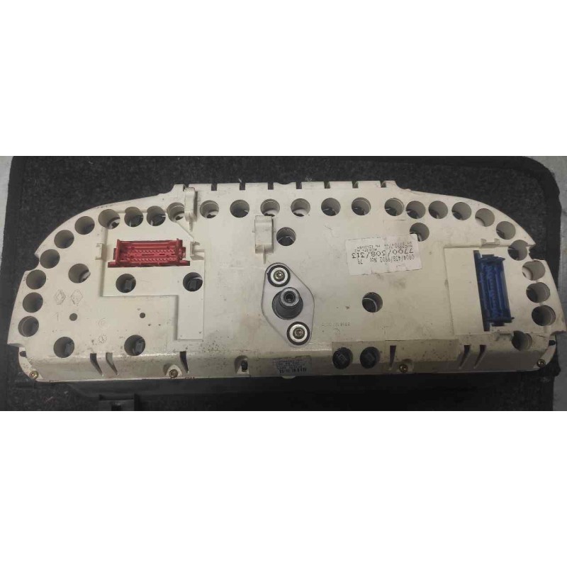Recambio de cuadro instrumentos para renault trafic (desde 5.89) referencia OEM IAM 7700308313 - Blanco 2