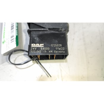 Recambio de interruptor para daf serie xf105.xxx 12.9 diesel referencia OEM IAM 1735028  