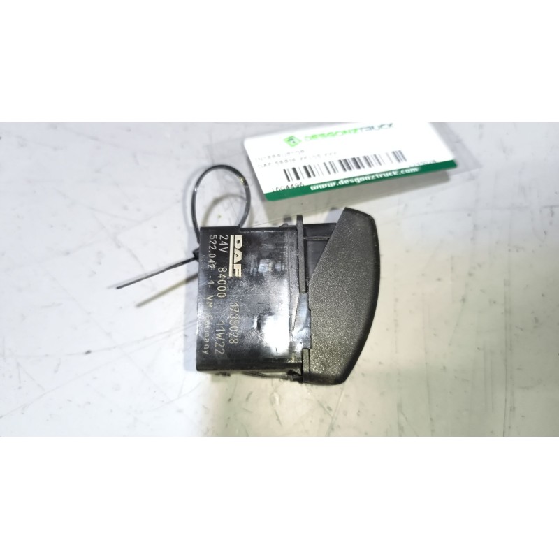 Recambio de interruptor para daf serie xf105.460 12.9 diesel referencia OEM IAM 1735028 - Blanco 3