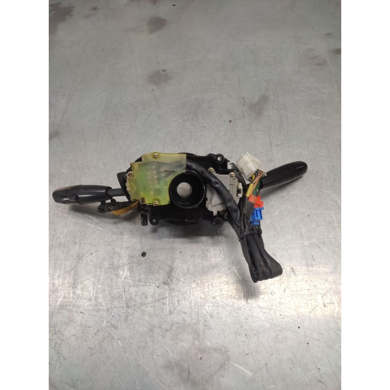 Recambio de mando multifuncion para kia carens 2.0 crdi ex monovolumen referencia OEM IAM 050513 2