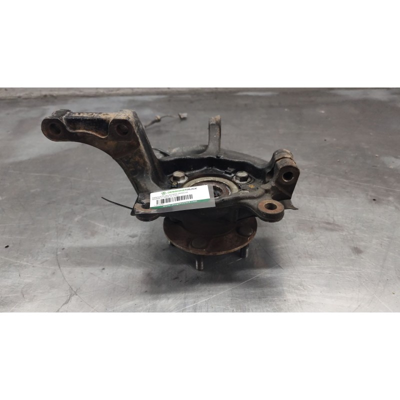 Recambio de mangueta delantera derecha para nissan x-trail ii (t31) 2.0 dci 4x4 referencia OEM IAM   