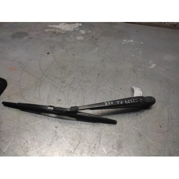Recambio de brazo limpia trasero para citroën berlingo 1.9 d leader referencia OEM IAM   DERECHO