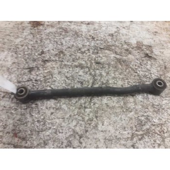 Recambio de tirante trasero derecho para kia shuma ii 1.6 ls berlina portón referencia OEM IAM  INFERIOR 