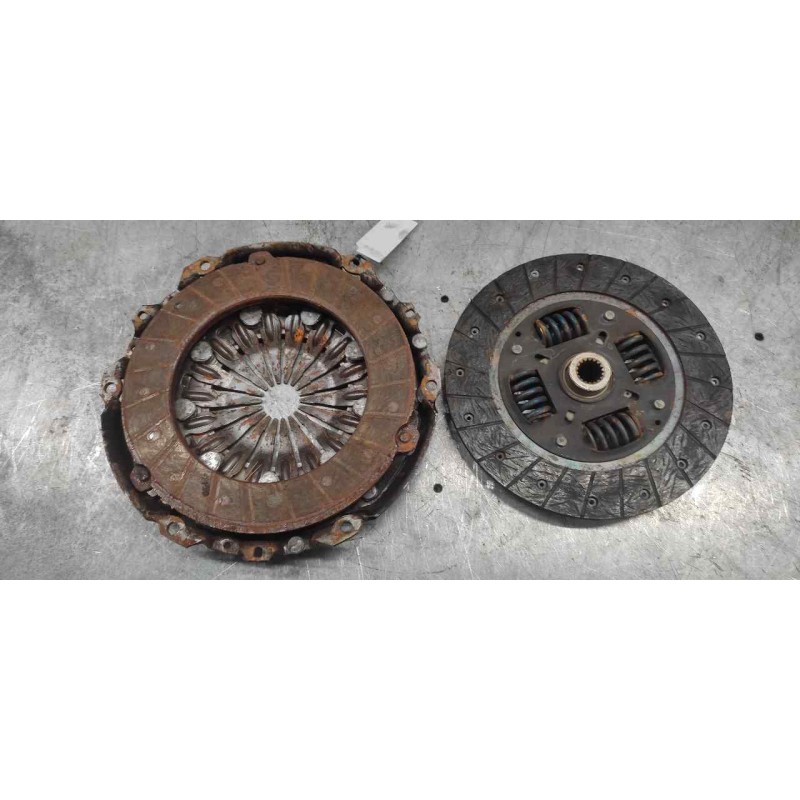 Recambio de kit embrague para peugeot 307 cc (s1) 2.0 referencia OEM IAM 2