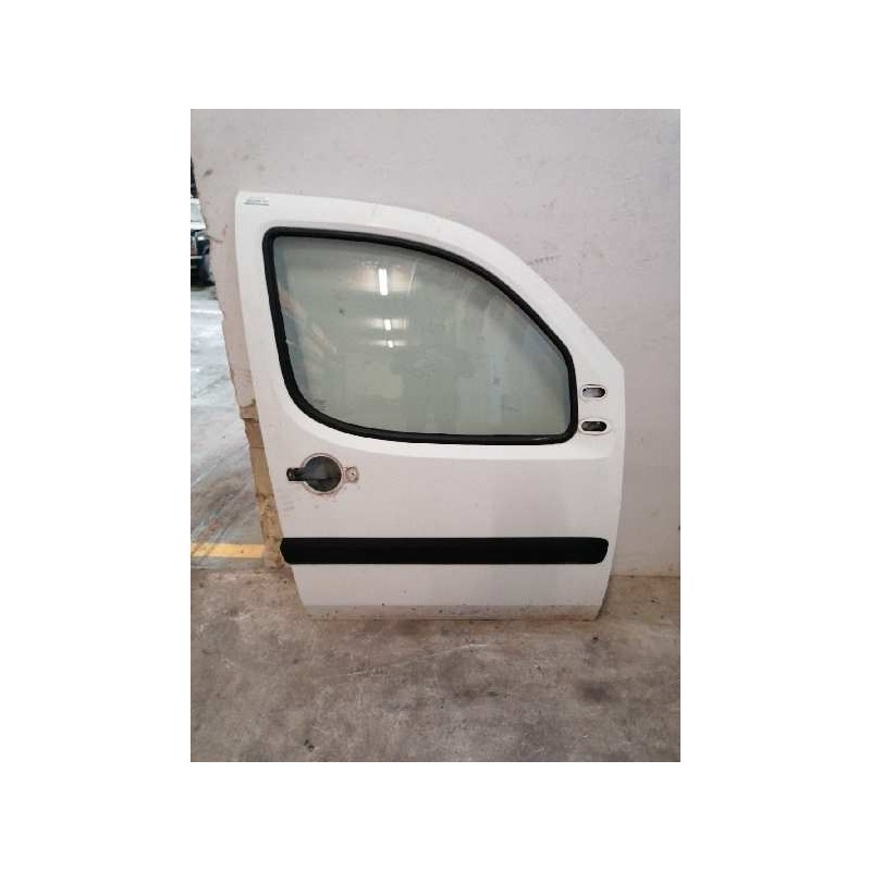 Recambio de puerta delantera derecha para fiat doblo (119) 1.3 16v multijet active com. (55kw) referencia OEM IAM - Blanco 2