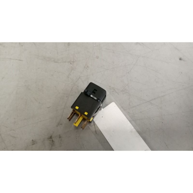 Recambio de interruptor para daf serie xf105.460 12.9 diesel referencia OEM IAM 1697144 - Blanco 3
