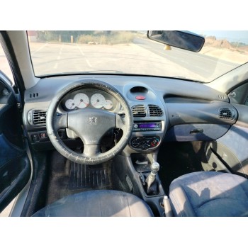 peugeot 206 berlina del año 2005