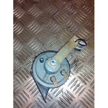 Recambio de claxon para nissan trucks atleon 140 referencia OEM IAM   