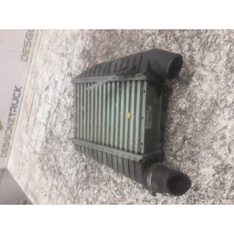 Recambio de intercooler para opel omega b básico berlina referencia OEM IAM 90529903 02593 2
