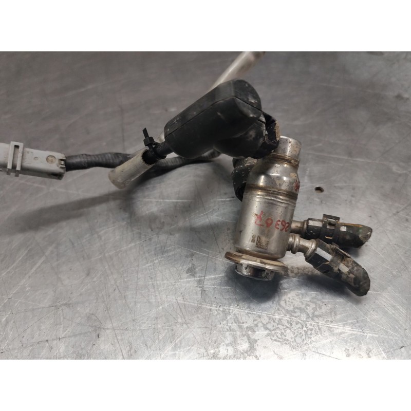 Recambio de inyector para renault trafic iii furgoneta (fg_) 2.0 dci 120 (fgmn) referencia OEM IAM 2089979 - Blanco 2