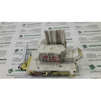 Recambio de cerradura puerta trasera derecha para ford focus berlina (cak) ghia referencia OEM IAM 4057985 ENCHUFE 2 PINS 