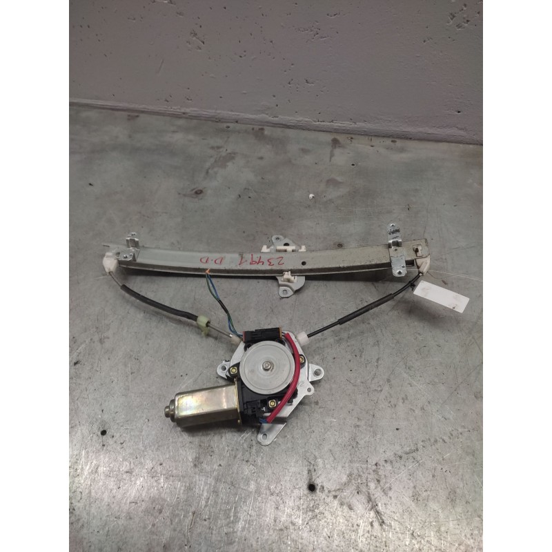 Recambio de elevalunas delantero derecho para nissan almera (n15) 2.0 diesel referencia OEM IAM 807300M016 2