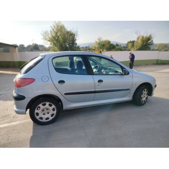 peugeot 206 berlina del año 2005